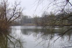 В Винницкой области в пруду нашли тело военного