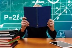 Учеников в Киеве вернут в школы с 29 октября