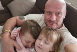 Разведённый Вячеслав Узелков показал, как проводит время с детьми (фото)