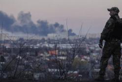 Серия мощных взрывов в Киеве: часть города обесточена (видео)