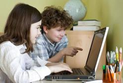 Школьники будут учиться в Facebook и YouTube: Зеленский объявил о школе онлайн