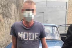 В Винницкой области мужчина пытался изнасиловать двух девочек