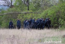 Ищут водолазы и авиация: на Харьковщине исчезла 6-летняя девочка (фото)