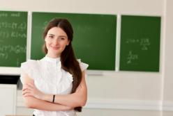 Зарплаты учителям повысят в 2020 году 