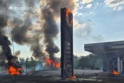 Удар дронів по заправці на Дніпропетровщині: є загиблий та поранені