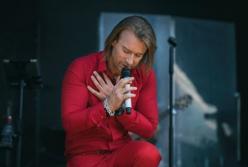 "Без слез слушать невозможно": Олег Винник спел песню о мире в Украине