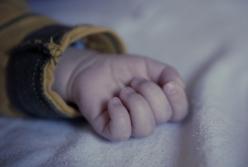 ​На Полтавщине отец до смерти избил 6-месячного сына