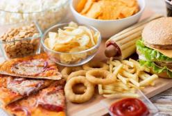 Медики назвали продукты, которых следует избегать при аритмии