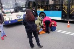 В Хмельницком автобус сбил детей на переходе