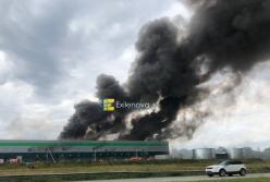 ​У Башкортостані склад Wildberries та "Газпром нєфтєхім" зловили дрони, сильно горить (відео)
