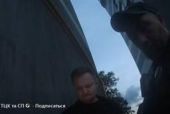 Власника Telegram-каналу "Труха" доставили до ТЦК: подробиці конфлікту та відео