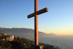 Привезли «титушек»: в Крутах произошел серьезный конфликт из-за УПЦ МП