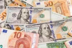 Курс валют на 13 апреля: гривна вернулась к росту