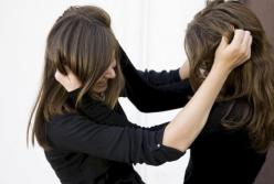 Под Днепром 12 подростков жестоко избили девочку: есть подробности