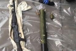В зоне ООС задержали банду торговцев оружием (фото)