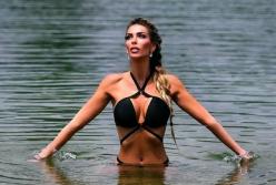 Модель на карантине продает свои обнаженные фото