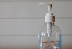 Врачи рассказали, чем опасны антисептики