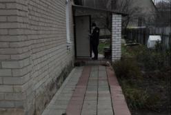 В Харькове мужчина задушил сына и спрятал тело за домом