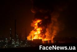 Бензин по талонах? Українські атаки паралізують нафтопереробку Росії