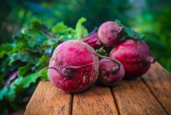 Медики назвали продукты, которые способны выводить токсины из организма