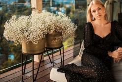 Дочь Веры Брежневой взбудоражила сеть постельными фото в полотенце 