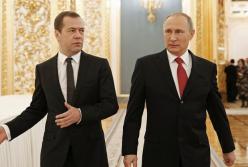 Путин в день рождения повысил зарплаты себе и Медведеву