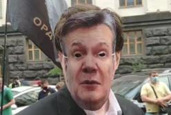 В Киеве прошла акция протеста с "Януковичем" (видео)