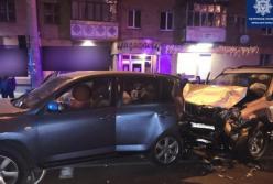 Пьяный водитель в Черкассах устроил аварию с множеством пострадавших (фото)