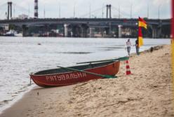 На популярном украинском курорте едва не утонуло 8 человек в один день