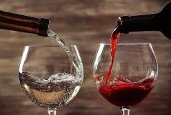 В Украине подешевело вино