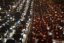 В Киеве вечером образовались многочисленные пробки (карта)