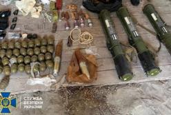 На Закарпатье обнаружили крупный тайник с боеприпасами и взрывчаткой (фото)