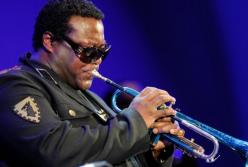 Легендарный американский музыкант умер от осложнений коронавируса