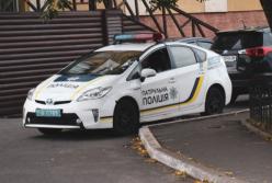 В Киеве из окна 13 этажа выпала 14-летняя девочка