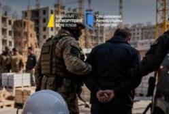 НАБУ затримало пособника у справі про хабар у 2,2 млн доларів за будівництво житла для військових