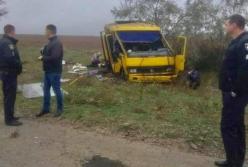 В Херсонской области перевернулся автобус: есть жертвы