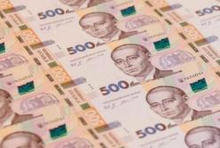 Курс валют на 15 апреля: гривна немного ослабла