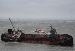 Авария танкера у Одессы: содержание нефтепродуктов в эпицентре превышено в 157 раз