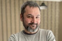 Ексдиректору Молодого театру Білоусу вручили підозру в зґвалтуванні студенток (фото)