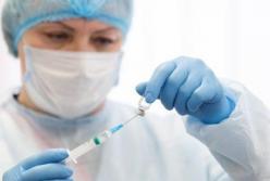 В Украине рассматривают вариант обязательной COVID-вакцинации для учителей