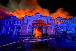 В Одесі розбито Приморський бульвар, "Привоз", багатоповерхівки: все місто у вогні та диму (відео, фото)