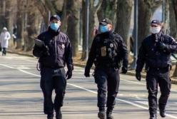 На доплаты силовикам и медикам выделили почти одинаковые суммы
