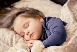 Медики рассказали сколько нужно спать в разном возрасте