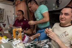 Экипаж МКС сможет 15 раз встретить Новый год