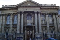 Больница свата Дубневича, которого обвинили в откатах, ежегодно выбрасывает с торгов фирму, которая на 30 млн дешевле 