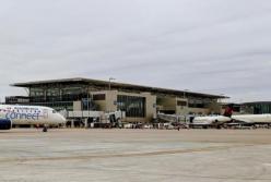 В США самолет насмерть сбил человека в аэропорту