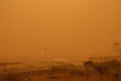 На Канарских островах произошла песчаная буря, которую видно из космоса (фото)