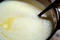 Медики рассказали, чем опасна манная каша