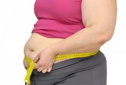 Медики назвали болезни, при которых увеличивается вес