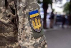 На Тернопільщині під час руху чоловік вистрибнув з автомобіля ТЦК і дуже травмувався (відео)